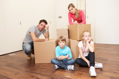 Home removals service for flats and houses across Lambeth